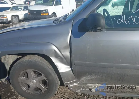 2006 Chevrolet Trailblazer Lt из США, поврежденный, VIN 1GNDS13S962160090